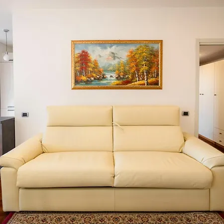 Apartament Splendido Bilocale A Due Passi Da Bicocca - M5