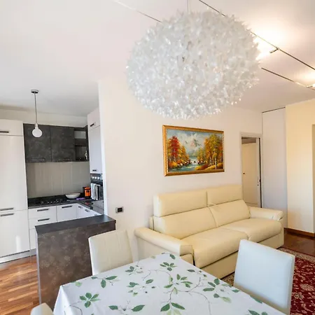 Splendido Bilocale A Due Passi Da Bicocca - M5 * Milão